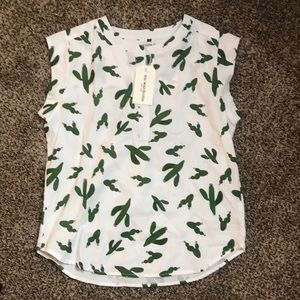 NWT SM Wardrobe White Linen Cactus Top Size Large